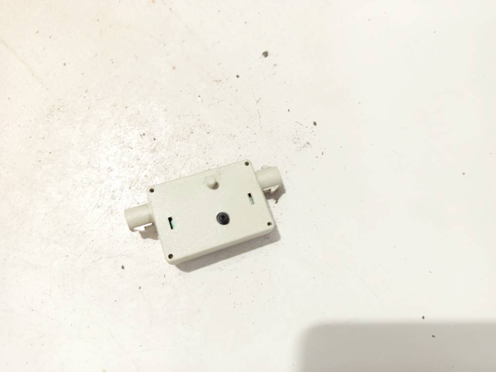 699009005 BMW 3-Series 2005 Pystyantennivahvistin