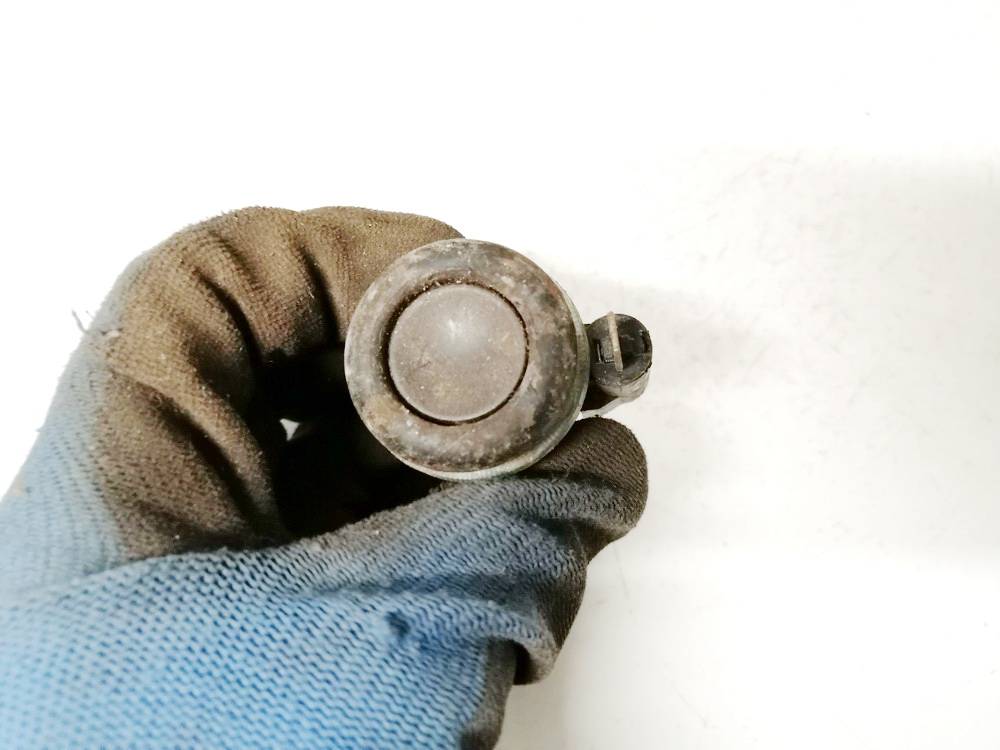 85GG15K047AB Ford Transit 1991 Cigarette lighter cover assembly