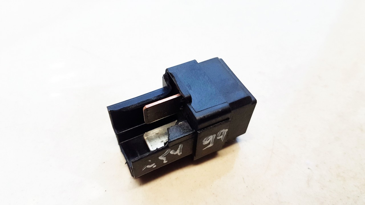 252309F915 Nissan Almera 2001 RELÉ PARA AUTOMÓVIL - Thumbnail 2