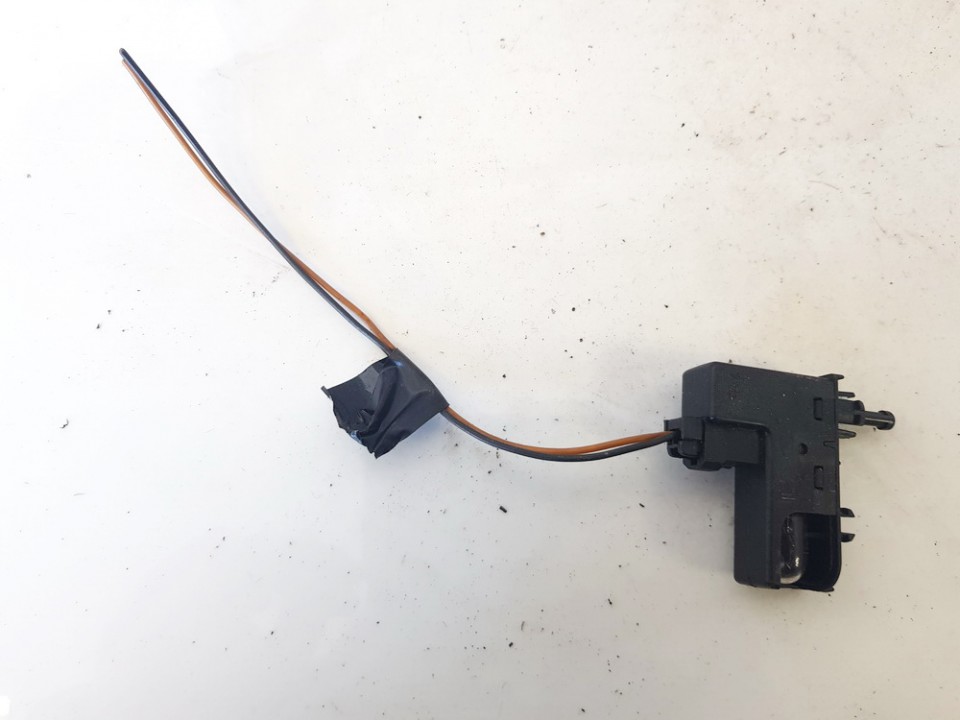 1S4113B748AD Ford Focus 2007 Interior lighting