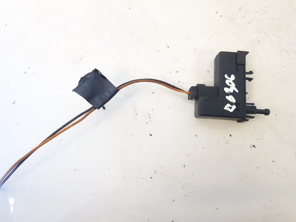 1S4113B748AD Ford Focus 2007 PILOTO MATRICULA, Interruptor de iluminación interior - Thumbnail 3