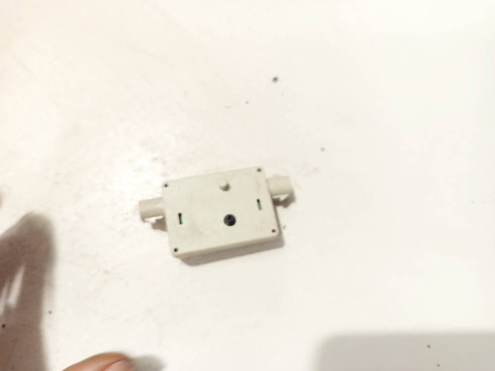 699009005 BMW 3-Series 2005 Pystyantennivahvistin