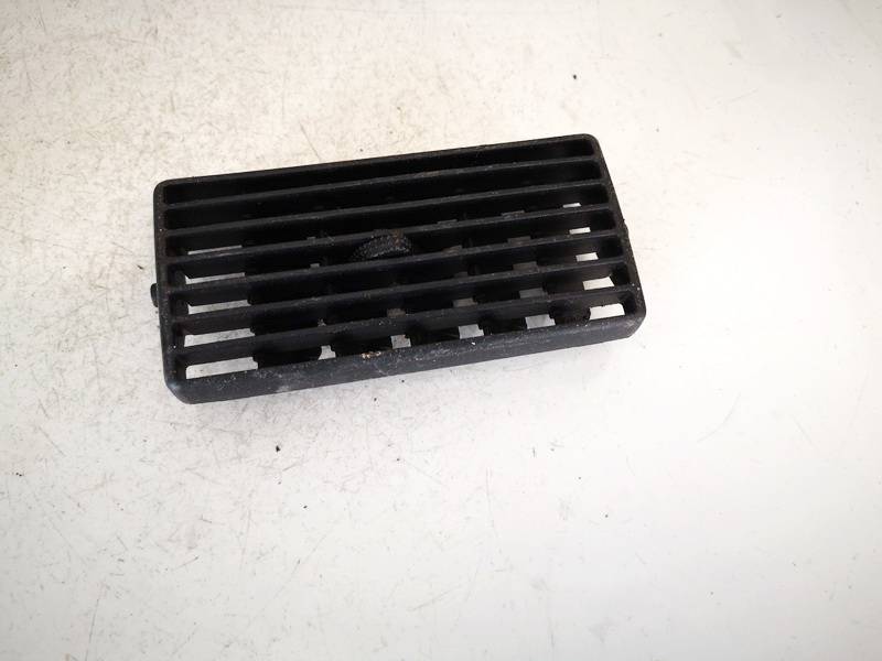 1J0819755B Volkswagen Golf 1998 Dash Vent (Air Vent Grille)