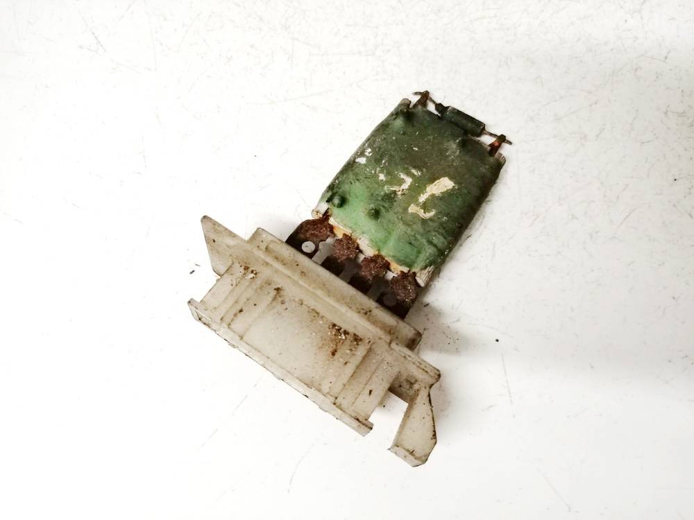 12380 Volkswagen Golf 2004 Heater Resistor (Heater Blower Motor Resistor)