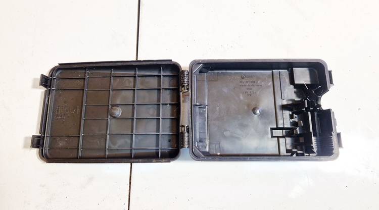 8D0927355A Volkswagen Passat 1997 Fuse Box Cover - Thumbnail 4
