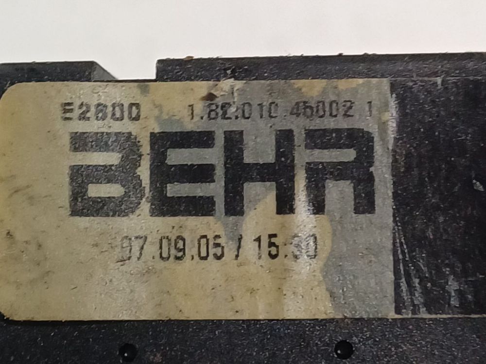 E2000 Citroen Xsara Picasso 2006 Heater Vent Flap Control Actuator Motor - Thumbnail 4