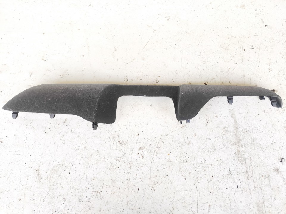 4M51A24048ACW Ford Focus 2005 Salona apdare (plastmasas)