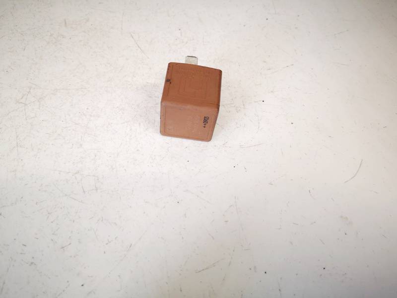 135400115 Opel Insignia 2009 Relay module