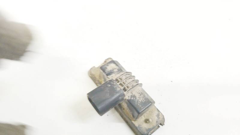 1J6943021B Volkswagen Golf 2000 Number plate light - REAR - Thumbnail 2