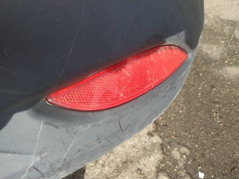 Renault Megane 2011 Bumper Cover Reflector - REAR RIGHT - Thumbnail 2