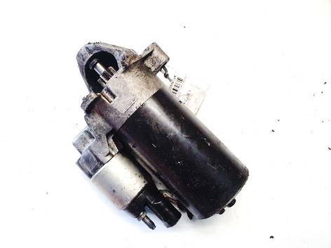 0001109064 Audi A4 2002 Startti