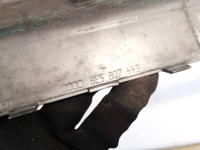 8E5807443 Audi A4 2001 Zierleiste Stoßstange Hinten - Thumbnail 3