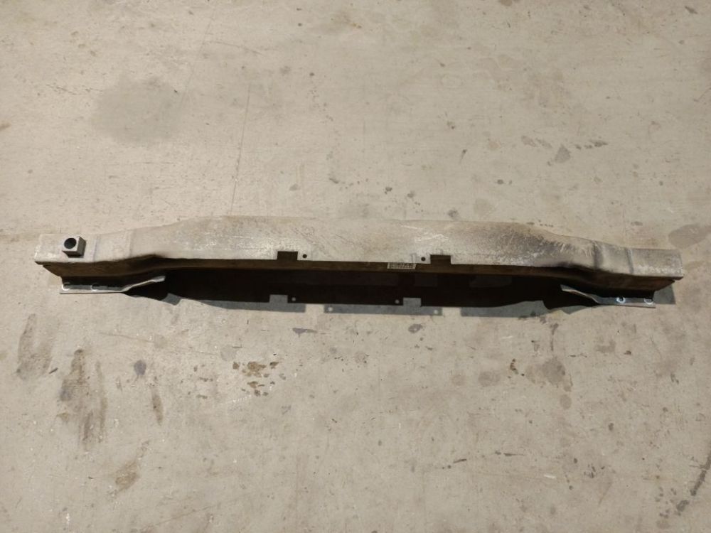 Opel Astra 2006 Puskurin poikkipalkki (vahvistus) - TAKANA