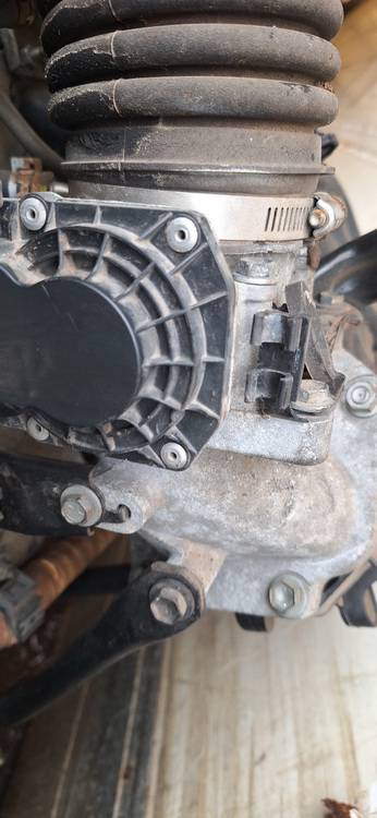 223020060 Lexus RX - CLASS 2008 Suurella Virtaamalla Varustettu Kaasuläpän