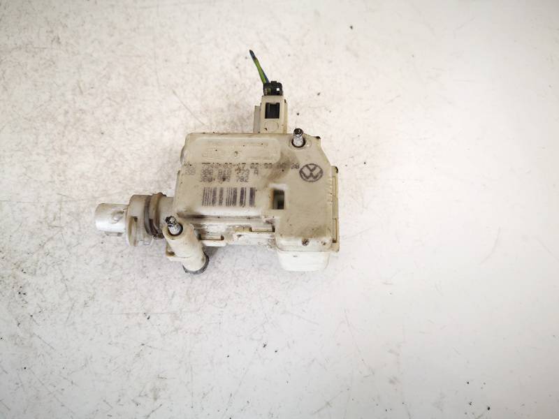 3B0810773A Volkswagen Golf 1998 Fuel Flap Motor