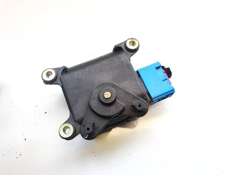 8D1820511B Volkswagen Passat 2002 Peciuko sklendes varikliukas - Thumbnail 3