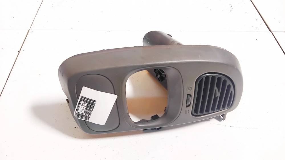YC15-V044B79DGW Ford Transit 2002 Dash Vent (Air Vent Grille)