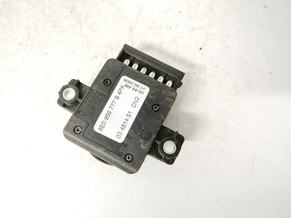 8E0959777B Audi A6 2005 Przycisk sterowania fotela - Thumbnail 3