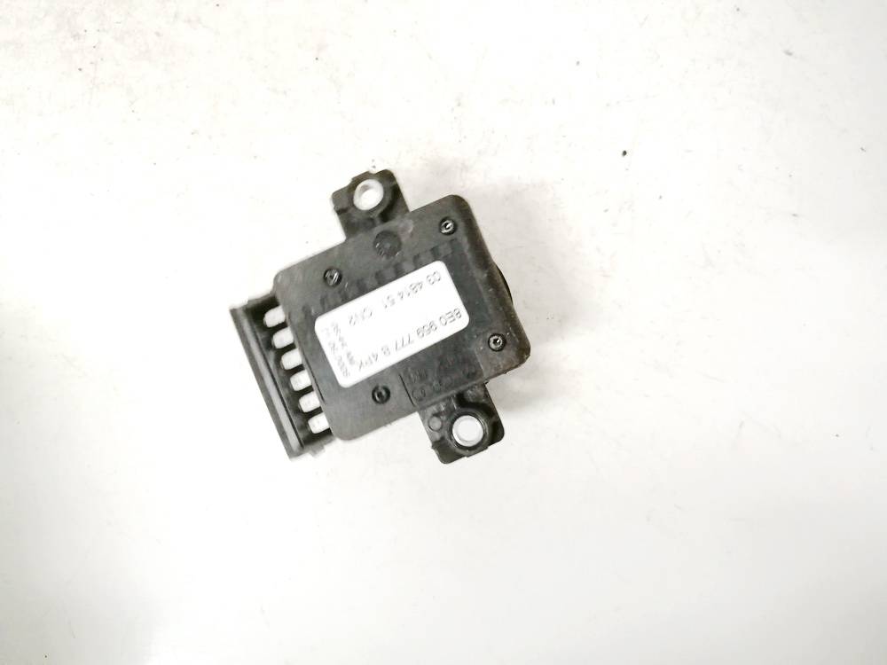 8E0959777B Audi A6 2005 Przycisk sterowania fotela - Thumbnail 2