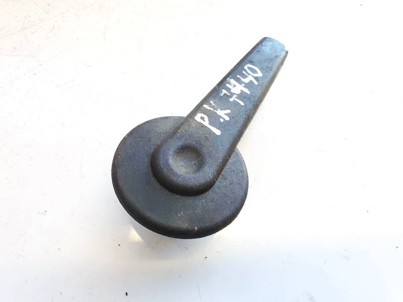 330481 Ford Focus 2004 Wykończenie wnętrza (plastikowe elementy) - Thumbnail 2