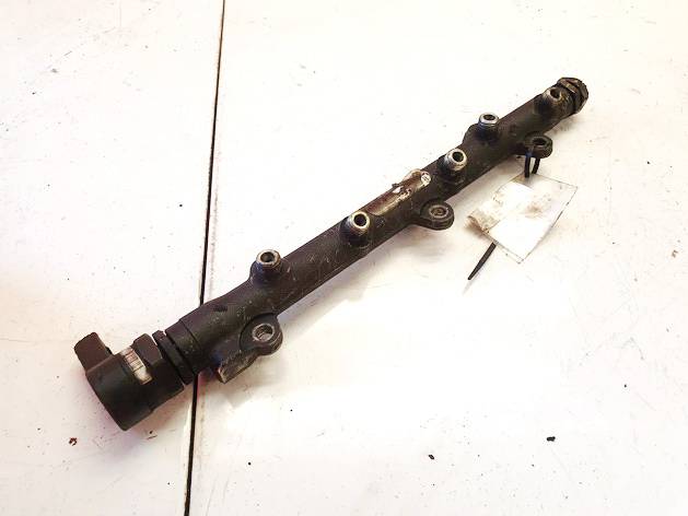 0445214030 BMW 3-Series 2002 Fuel injector rail (injectors)(Fuel distributor)