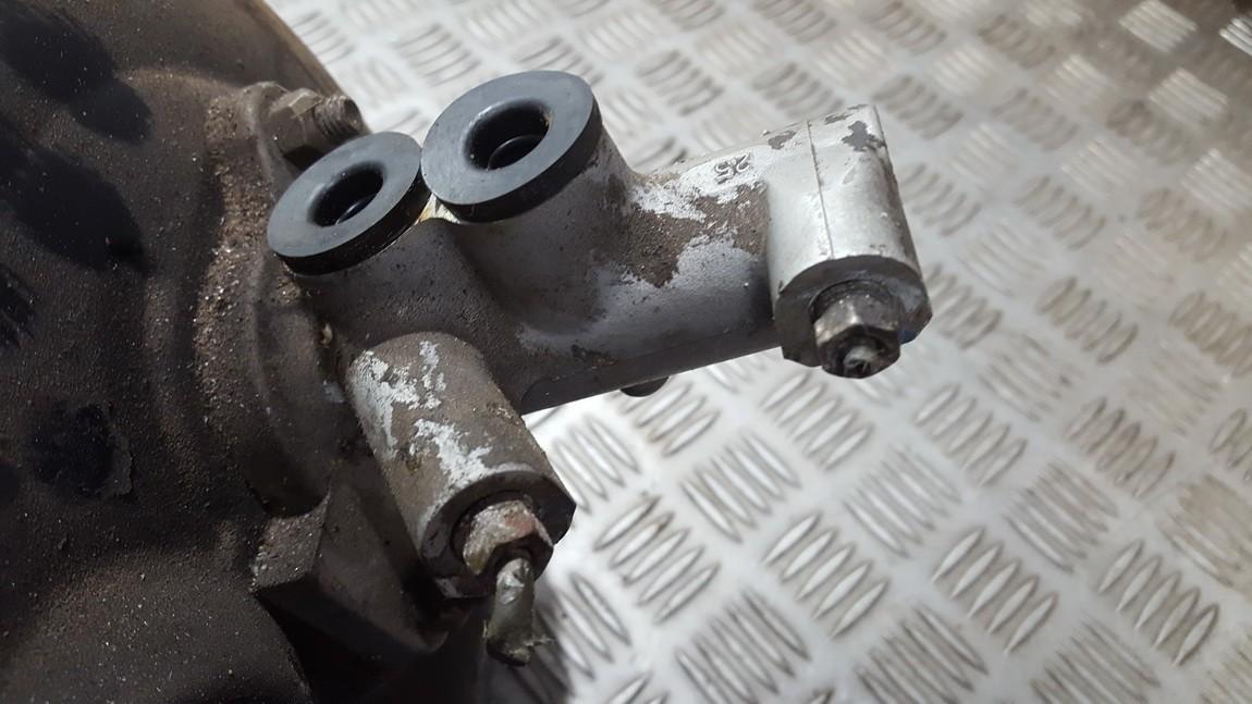 2016 Opel Omega 1996 Brake Master Cylinder