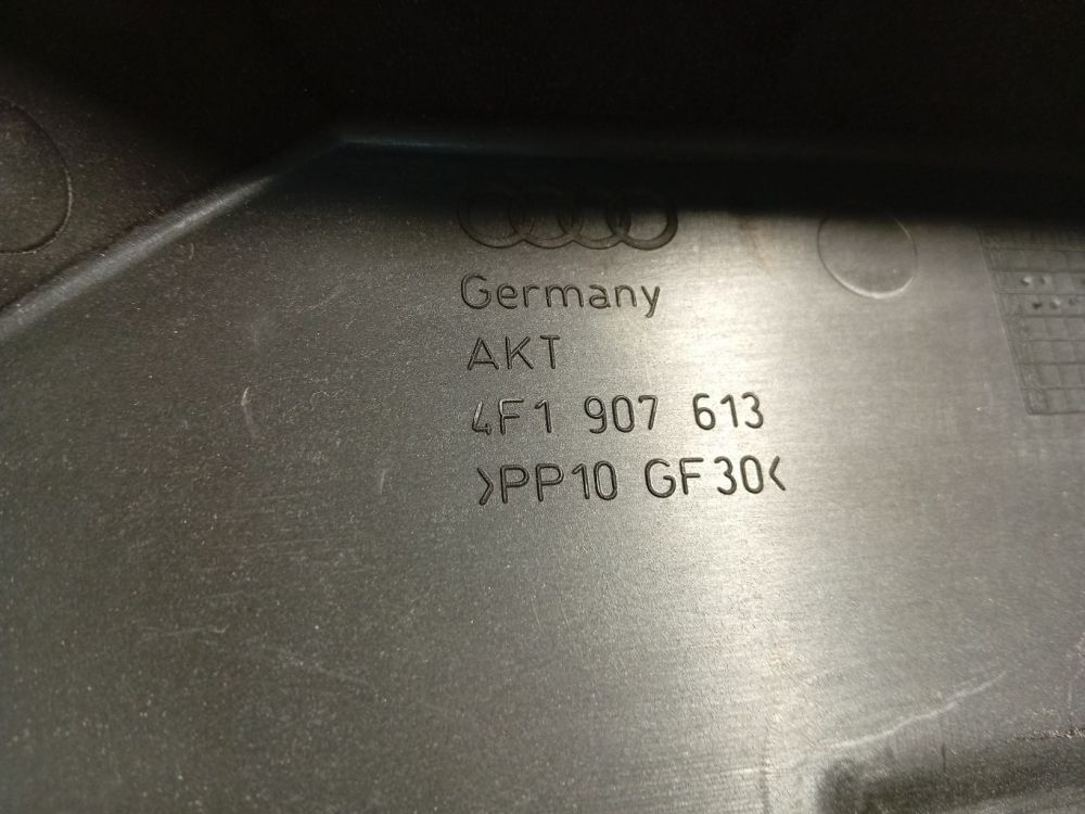 4F1907613 Audi A6 2005 Fuse Box Cover - Thumbnail 4