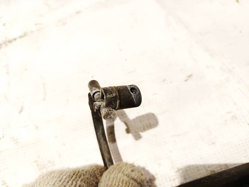 Opel Vectra 2004 Tuulilasin pesun suutin