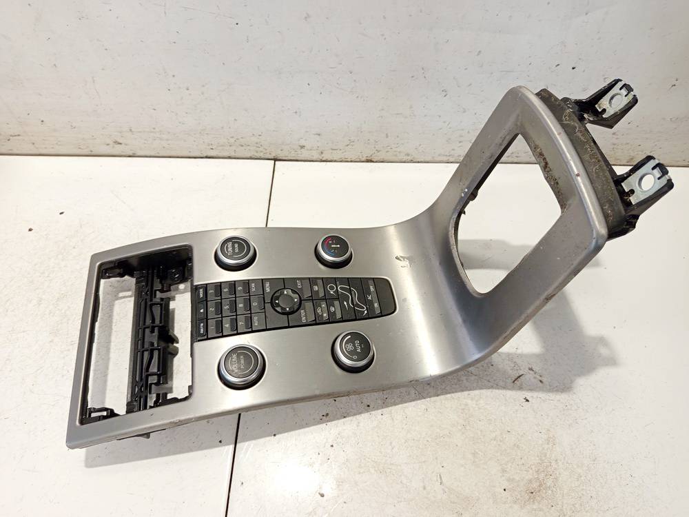 30672565 Volvo C30 2008 Climate Control Panel (heater control switches)