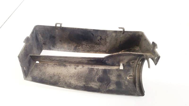 1K0805962E Volkswagen Passat 2009 Air Intake Panel