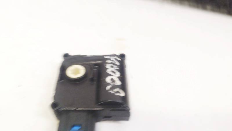 4F0820511A Audi A6 2009 Sildītāja vārsta motoriņš - Thumbnail 2