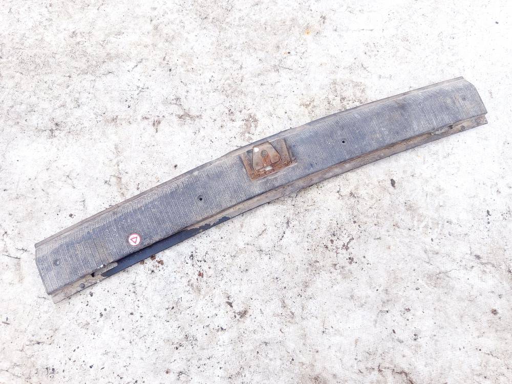 90580331 Opel Zafira 2003 Metal Boot Lip Cover