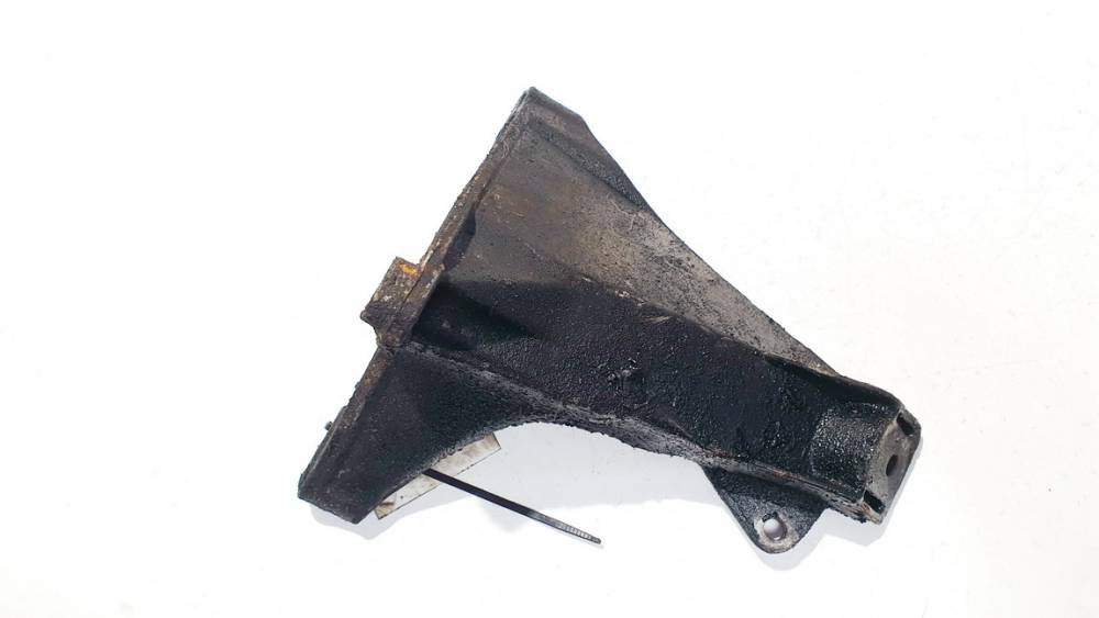 8D0199308L Audi A4 1996 Engine Mount Bracket and Gearbox Mount Bracket