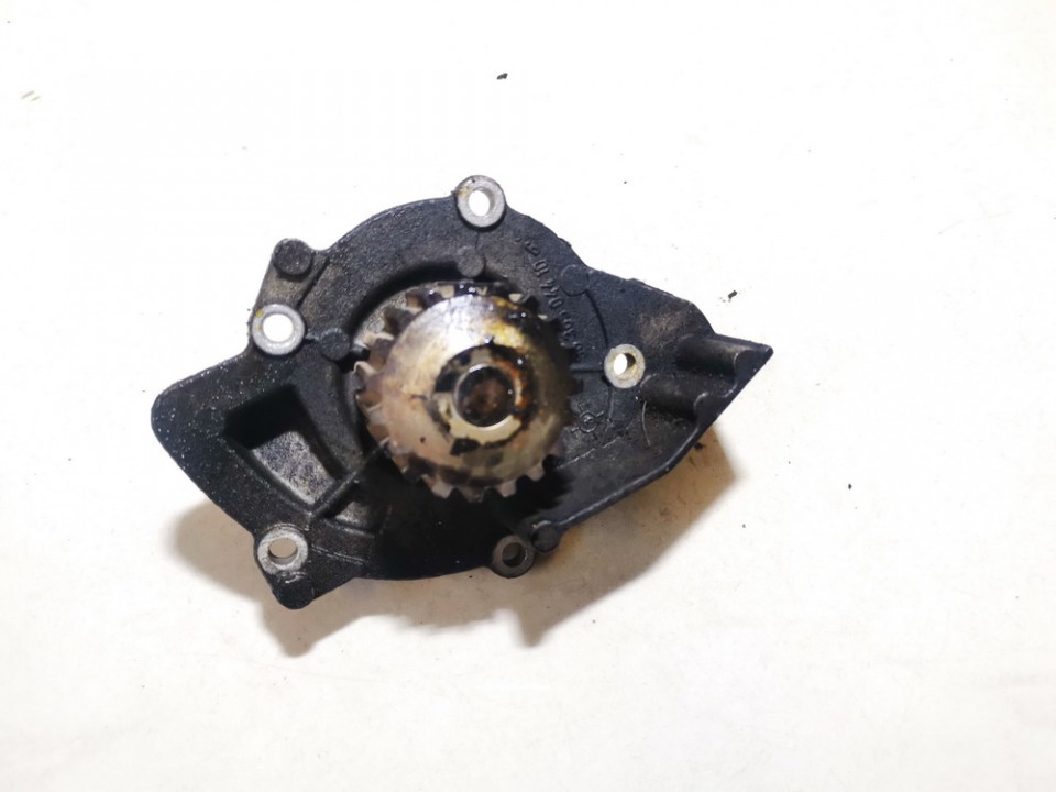 9630504410 Peugeot 607 2002 Water pump - Thumbnail 2
