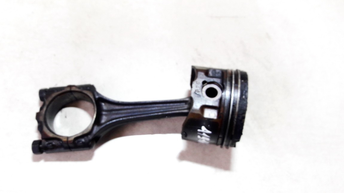 0278 Audi A4 1997 Piston and Conrod (Connecting rod)