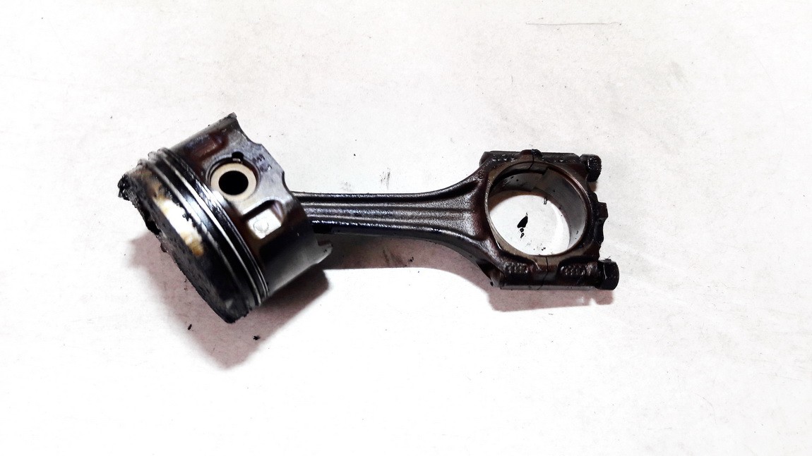0278 Audi A4 1997 Piston and Conrod (Connecting rod)