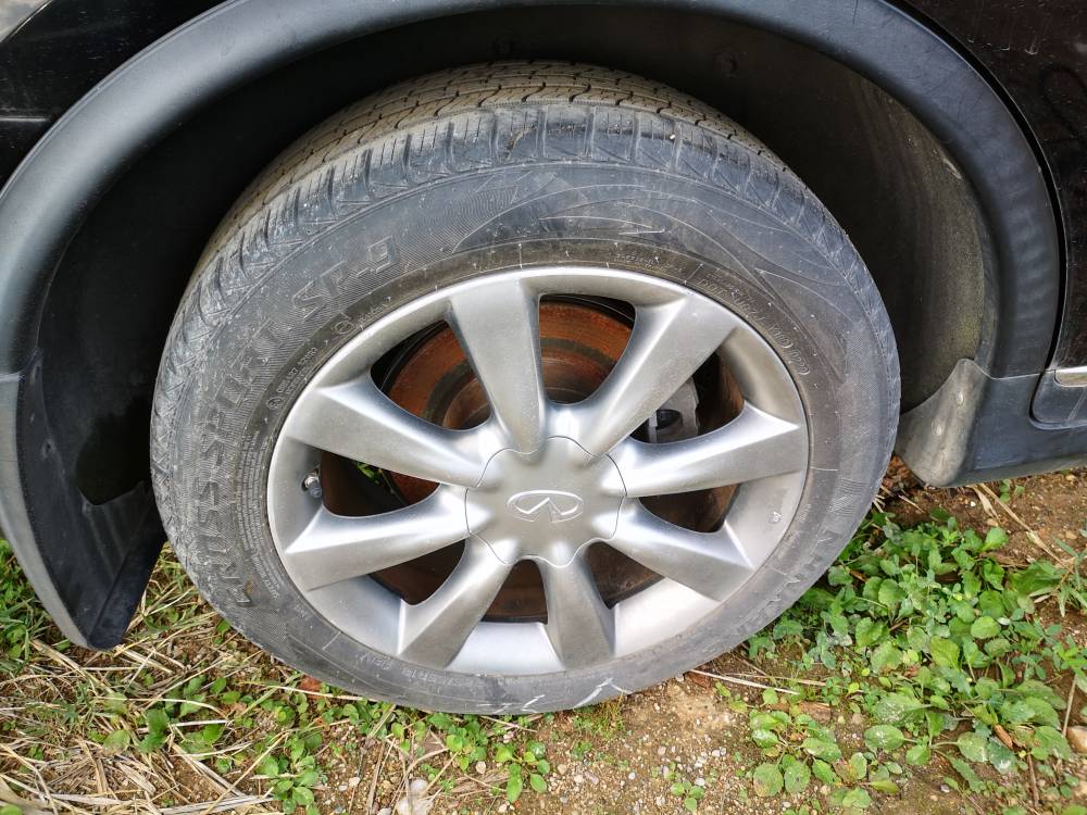 5X114.3 Infiniti QX50 2013 Räder-Kit R18 - Thumbnail 2