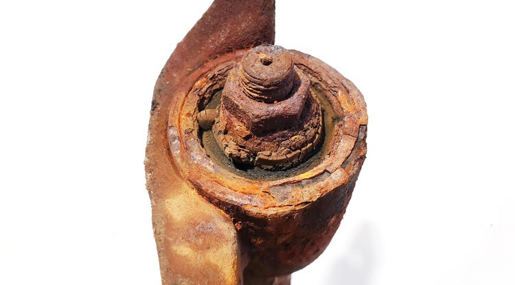 Mazda 626 1997 Brazo de suspensión delantero - DELANTERO DERECHO - Thumbnail 3