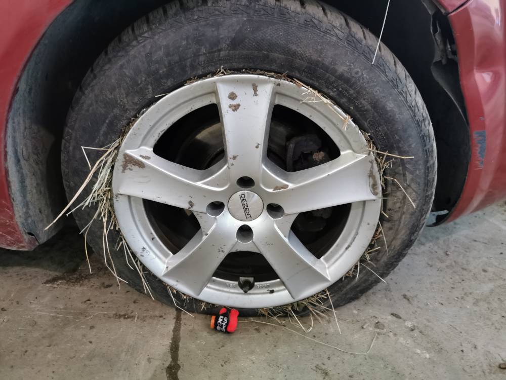 4X100 Renault Scenic 2005 Wheels kit R16 - Thumbnail 3