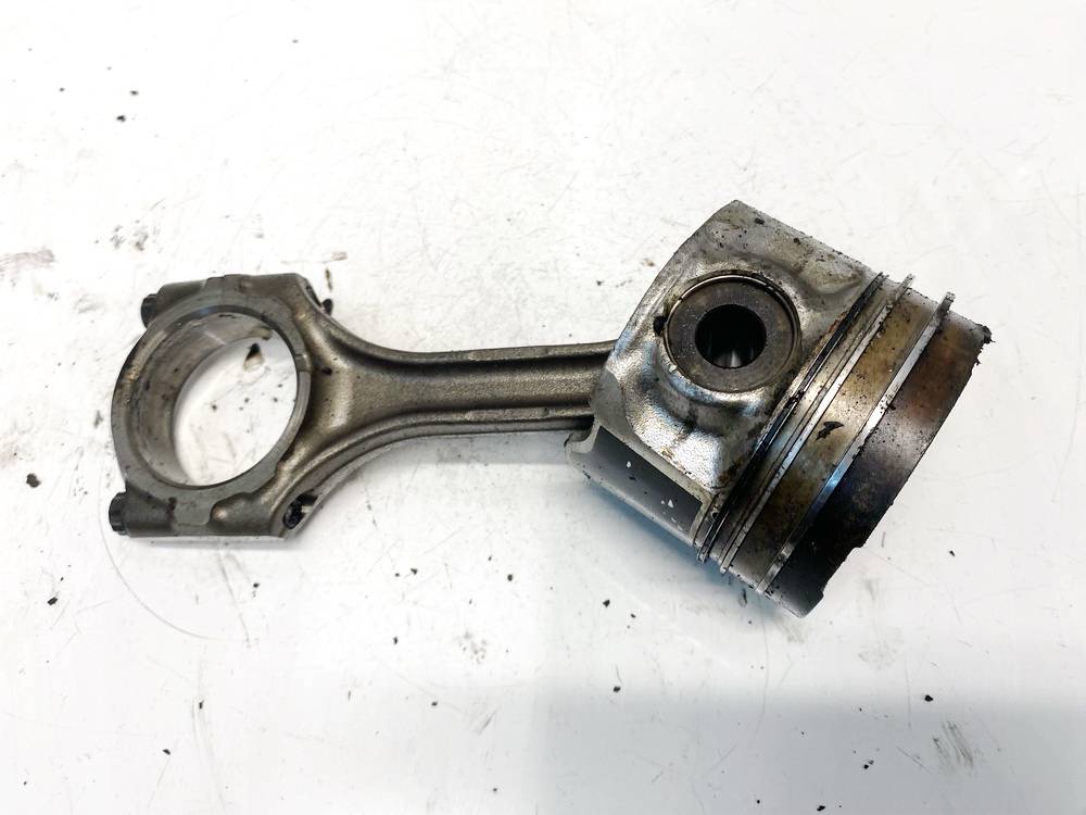 Toyota Corolla Verso 2005 Piston and Conrod (Connecting rod)