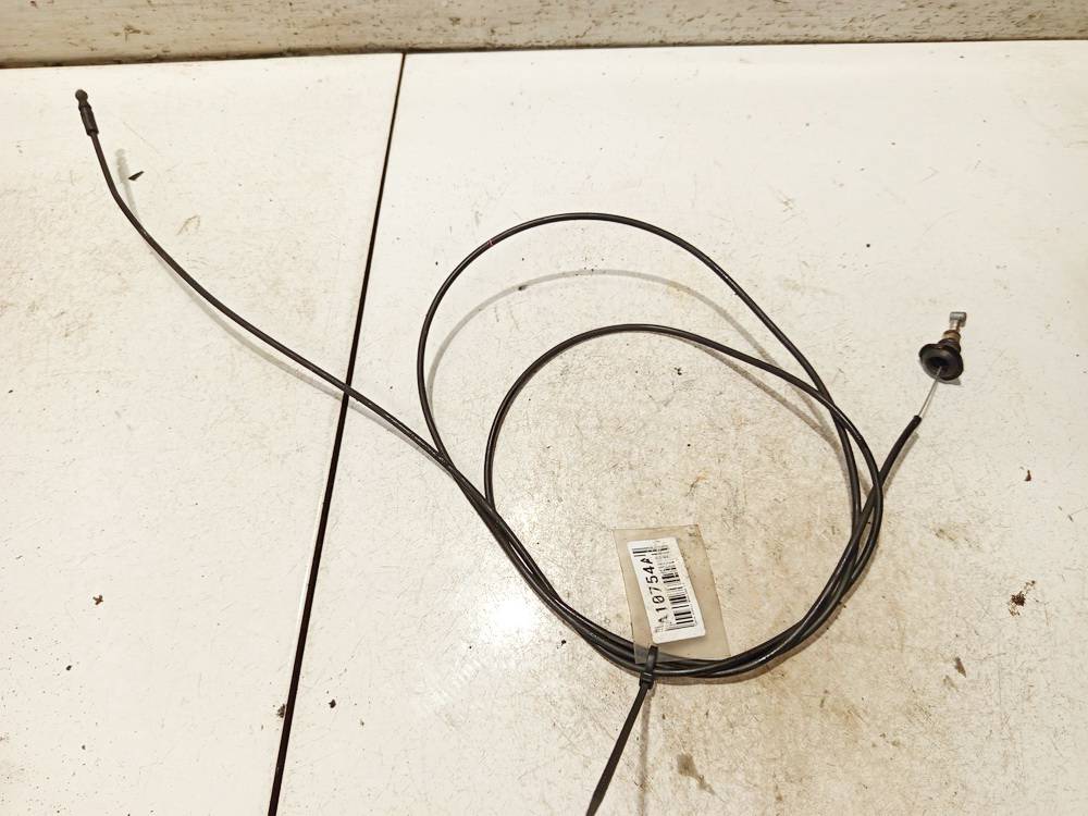 Toyota Corolla Verso 2003 Cable de apertura del capó-tapa del motor