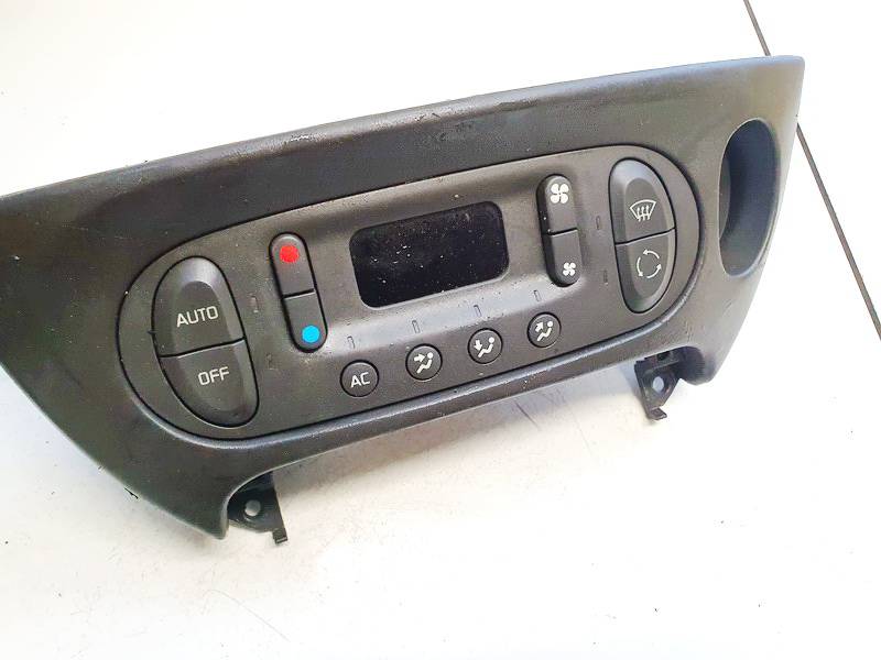 7700435401 Renault Scenic 2001 Climate Control Panel (heater control switches)