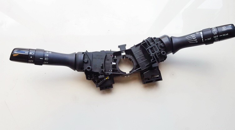 17F100 Toyota RAV-4 2009 Turn Indicator and wiper stalk switch