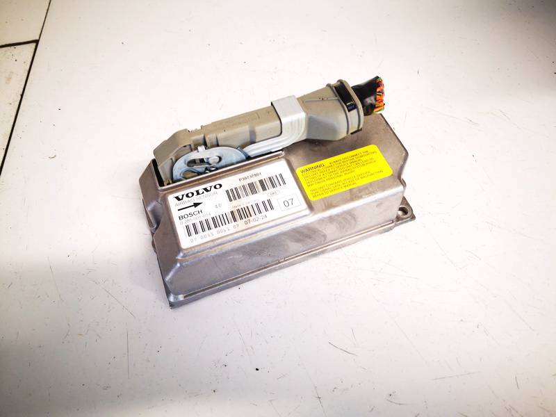 P30737501 Volvo XC 90 2007 Airbag crash sensors module
