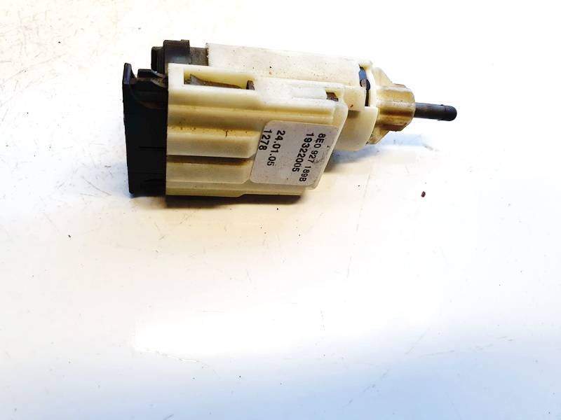 8E0927189B Audi A4 2005 Jarruvalojen anturi - Thumbnail 2