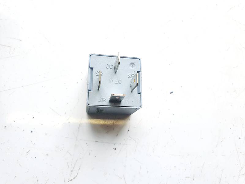 141951253B Volkswagen Passat 2005 Relay module - Thumbnail 2