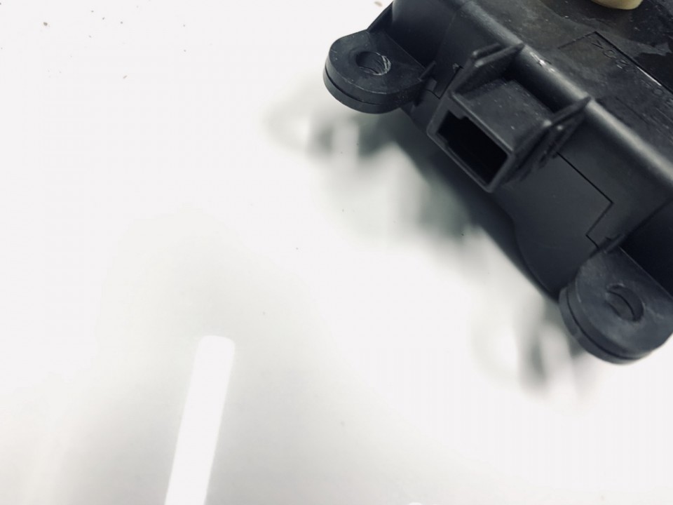 3K01030840 Nissan Qashqai 2008 Heater Vent Flap Control Actuator Motor - Thumbnail 3