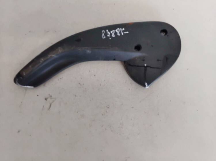 1J0882251 Skoda Superb 2002 Kitos dalys