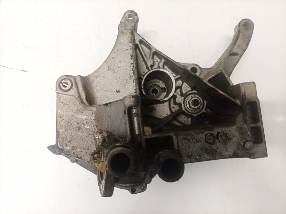028903143AF Audi A4 1996 Engine Mount Bracket and Gearbox Mount Bracket