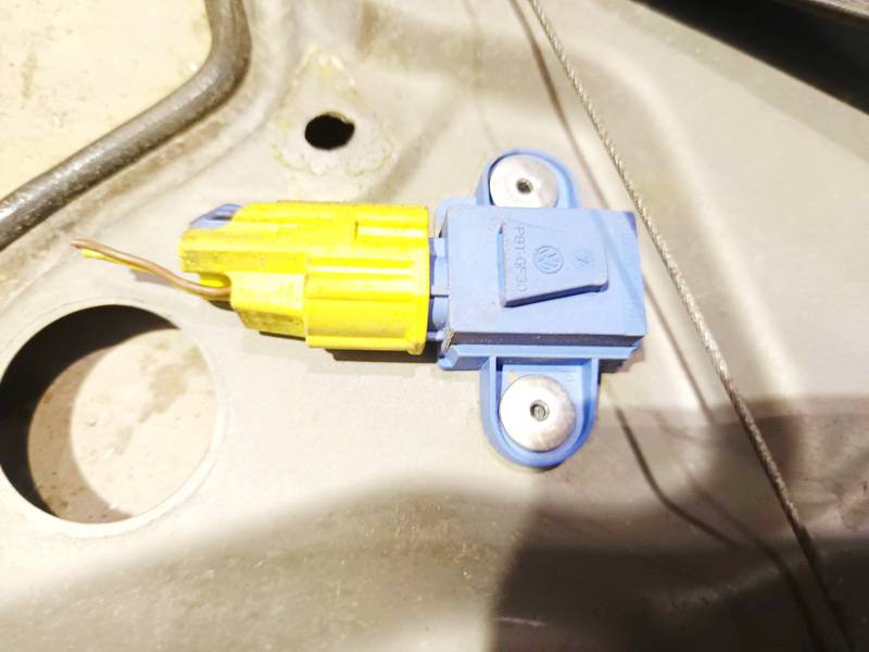 1K0955557A Skoda Octavia 2006 Srs Airbag crash sensor